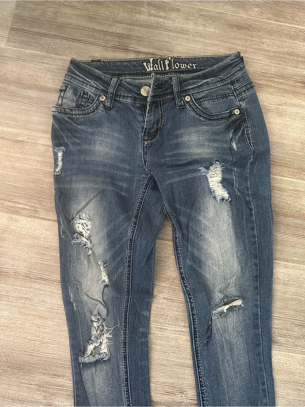 Wallflower Distressed Skinny Jeans in Dark Blue Wash